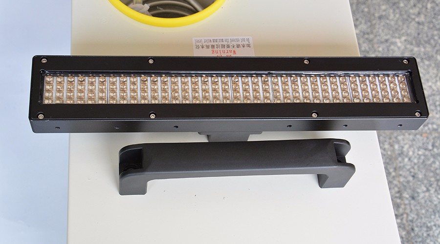 水冷系統(tǒng)LEDUV機.jpg 水冷系統(tǒng)LEDUV機.jpg